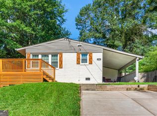 716 Amber Pl NW, Atlanta, GA 30331