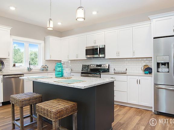 3rd image of 6413 Copperleaf Ct #9