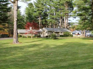 7 Flint Dr, Delmar, NY 12054