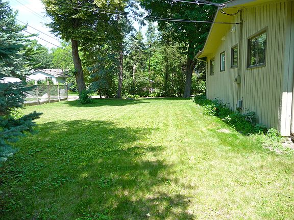 Secluded, private yard