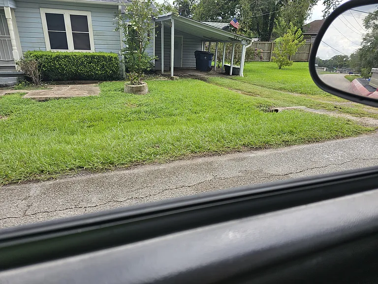 321 Jefferson St — Photo 11