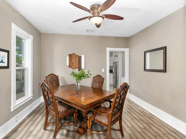 57 Maple St NW, Sparta, MI 49345