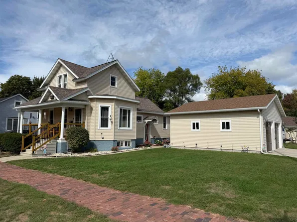 1500 29th Ave, Menominee, MI 49858