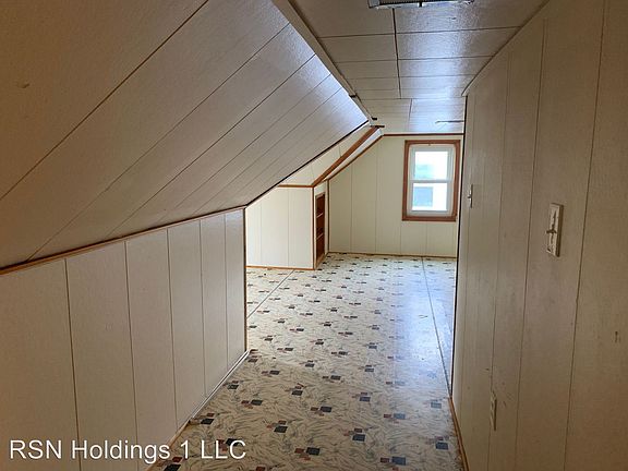 4th image of 12700 Darlington Ave