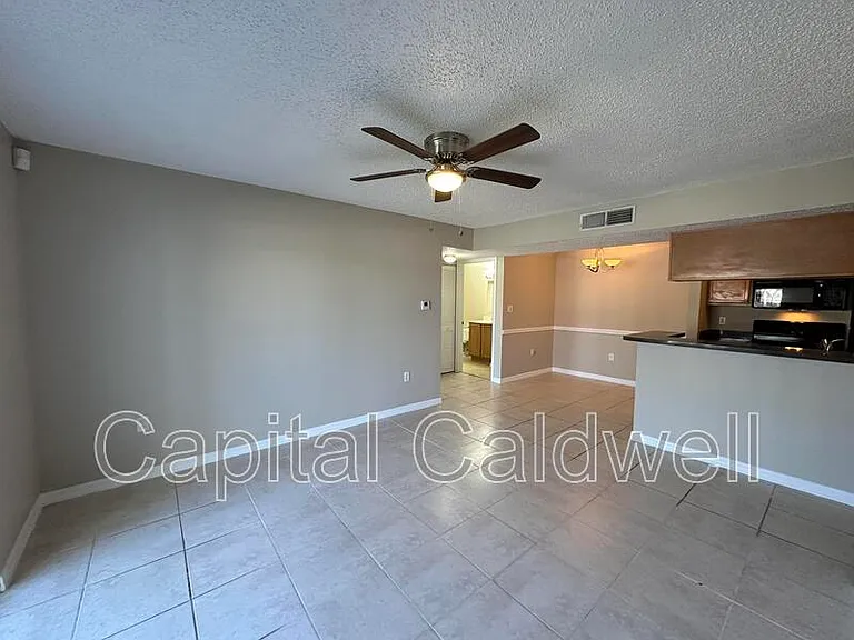 209 Lake Brook Cir #LB103 — Photo 5