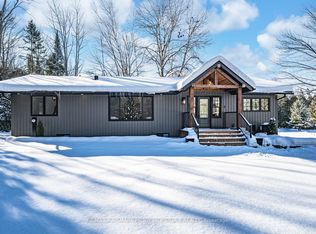 2764 Fairgrounds Rd, Severn, ON L3V0Y2