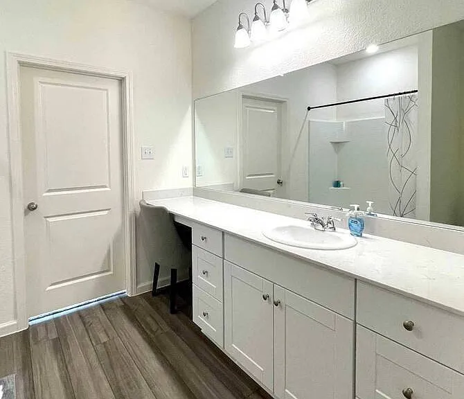 35 Glen Crossing Rd — Photo 17