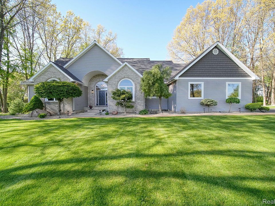 1st image of 4852 Indian Creek Dr