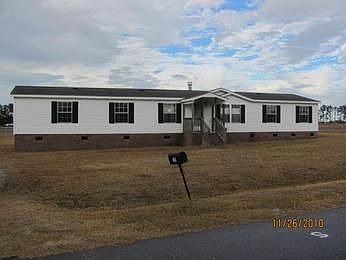 1st image of 205 Sweetwater Dr