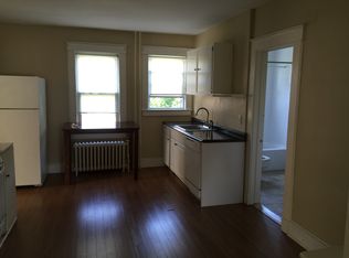 2 View St #2, Greenwich, CT 06830