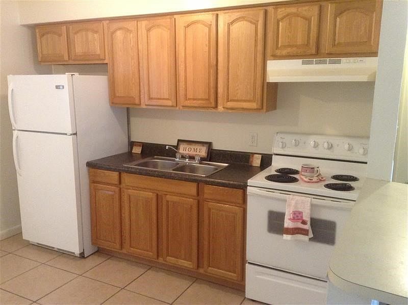 1st image of 1536 SE 38th Ct