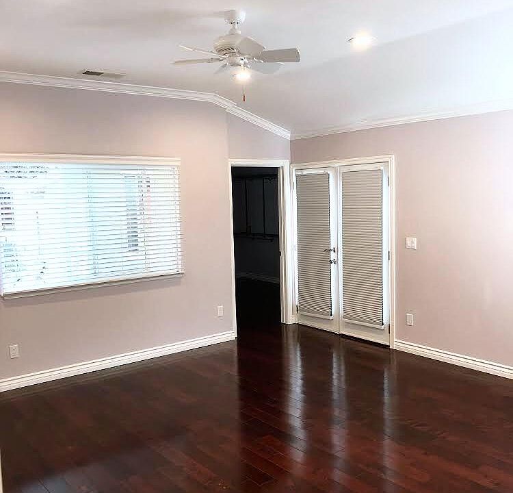 Master bedroom 16ft x16 ft