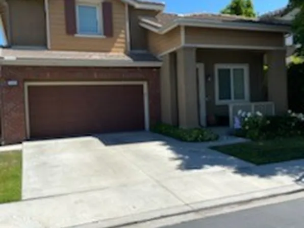 151 Carrotwood Ln, Pomona, CA 91767