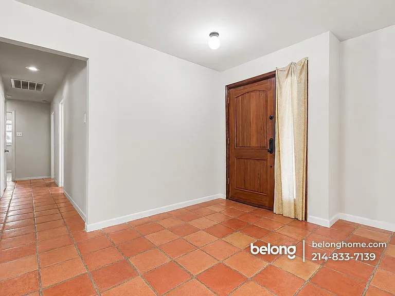 8615 Skyline Dr — Photo 16