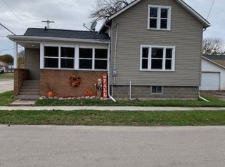 1419 Fox St, Oshkosh, WI 54902