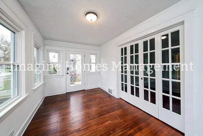 2176 Glenbury Ave #1 — Photo 14