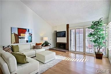 4th image of 22806 Chardonnay Dr Unit 4
