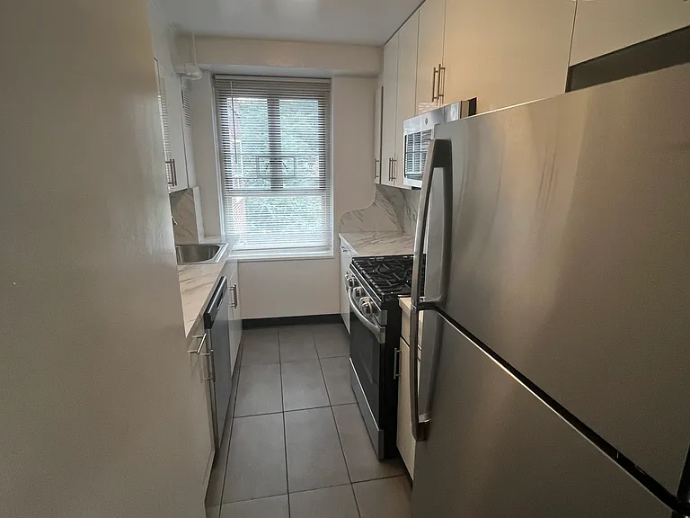 6410C 186th Ln #2C — Photo 6