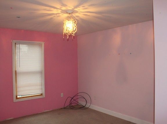 4th image of 876 Sampson Ave