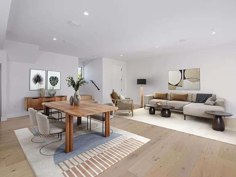 741 N Gramercy Pl — Photo 8