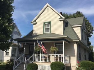 923 Dover Ave, Dover, OH