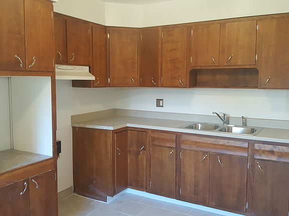 3rd image of 3464 Crab Orchard Ave