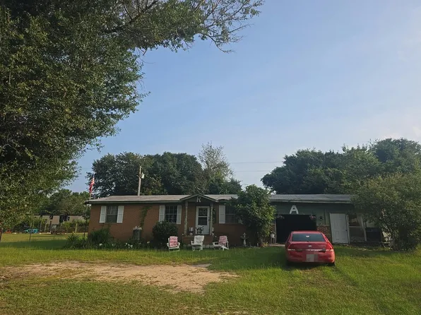 189 McNaughton St, Cusseta, GA 31805
