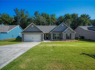 300 Kensington Trce, Bethlehem, GA 30620