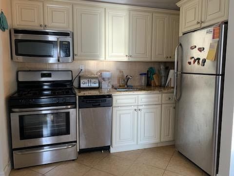 2nd image of 15714 137th Ave