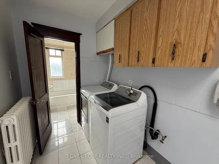 418 Royal York Rd #2 — Photo 11