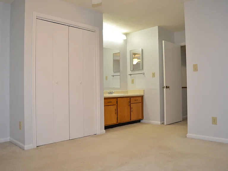 249 Schultz St — Photo 11