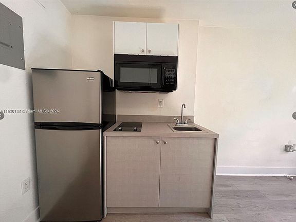 3rd image of 143 SW 9th St APT 210