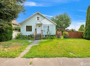 112 Milwaukee St, Mount Vernon, WA 98273