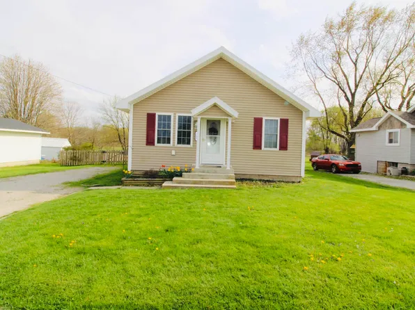 1100 County Road 52, Garrett, IN 46738