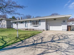 1625 Grant St, Grand Haven, MI 49417