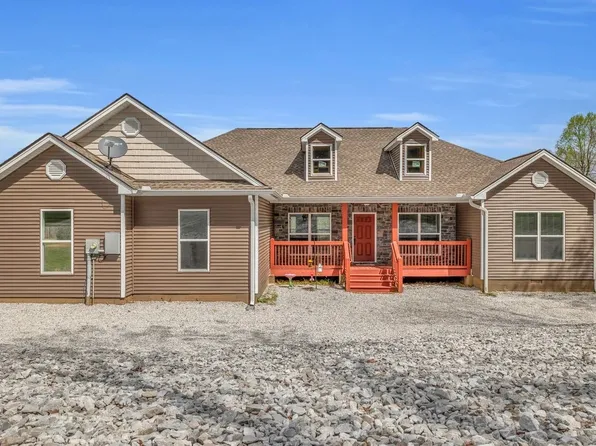 694 Nels Adams Rd, Dickson, TN 37055