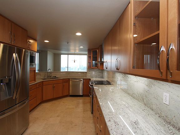 2nd image of 177 107th Ave NE APT 1406
