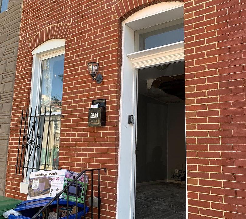 1st image of 421 N Castle St