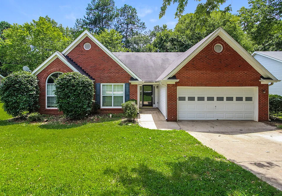 5729 Lakeview Cir