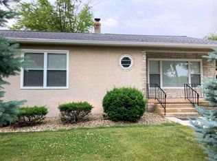 1910 12th St, Peru, IL 61354