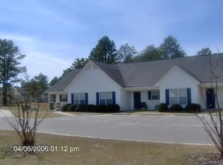 4754 Banks Ct, Hope Mills, NC 28348