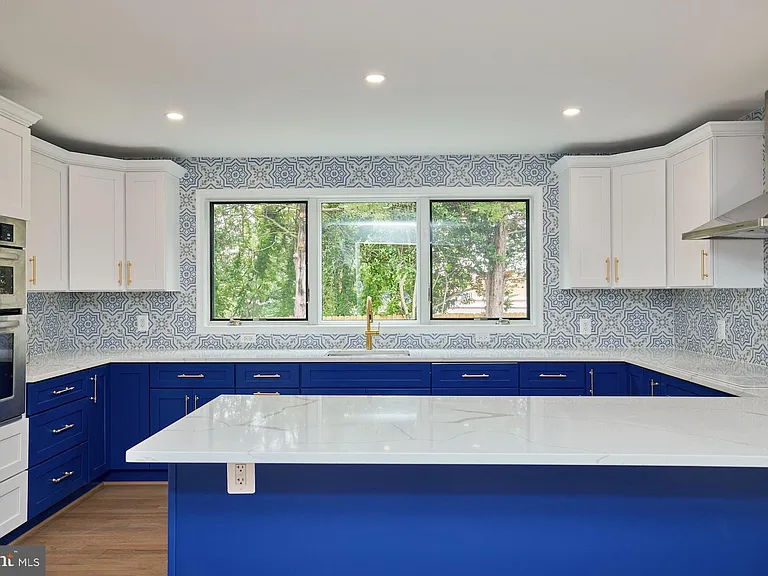 2123 N Early St — Photo 19