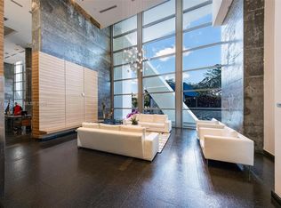 888 Biscayne Blvd #32, Miami, FL 33132