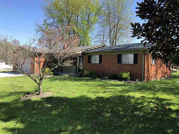 2nd image of 816 W Grissom Ave