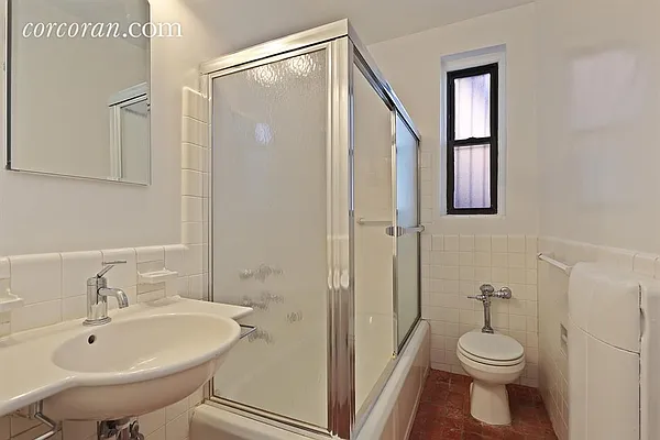 Sold by Corcoran | media 24