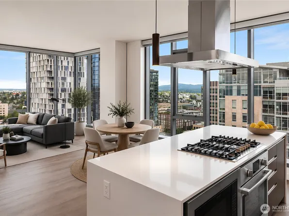 800 Columbia Street #2906, Seattle, WA 98104