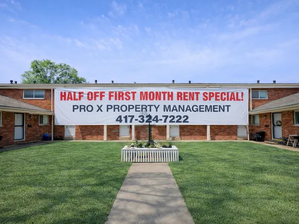 2943 E University St APT 12, Springfield, MO 65804