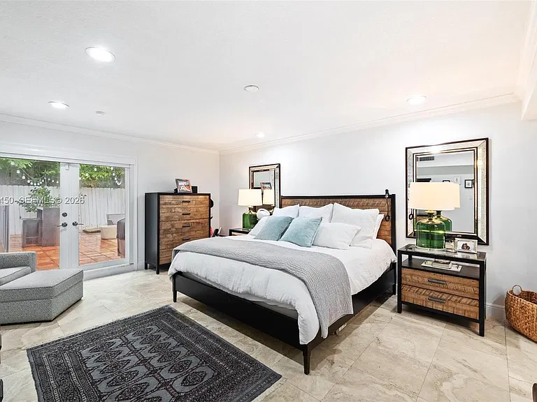 200 W Mashta Dr — Photo 11