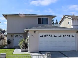 902 E Meadbrook St, Carson, CA 90746