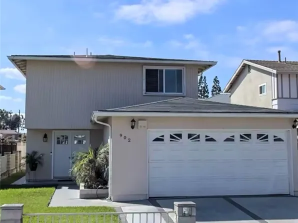 902 E Meadbrook St, Carson, CA 90746
